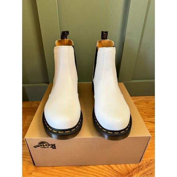 Doc Martens White Softy T Chelsea Boots 2976 Dr. Martens, Women’s Size 9 NIB NEW - Picture 9 of 16